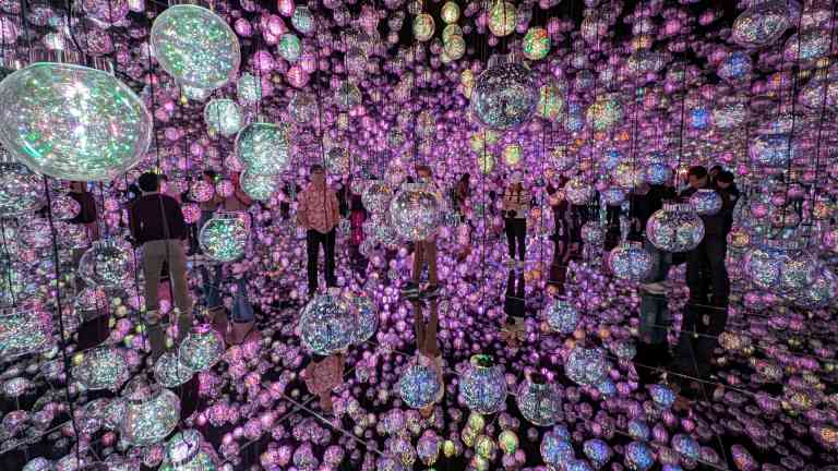 Team Lab Digital Museum in Tokyo, Japan by Jaime Santoyo/Flickr