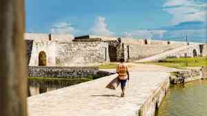 Dutch Fort in Jaffna on a Bunnik Tour of Sri Lanka