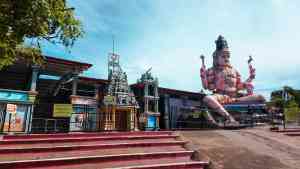 Koneswaram Temple, Trincomalee on a Bunnik Tour of Sri Lanka