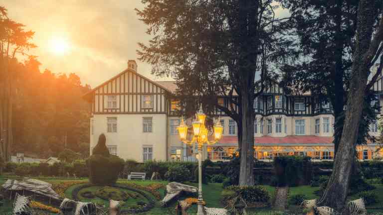 Historic Grand Hotel in Nuwara Eliya, Sri Lanka on a Bunnik Tour