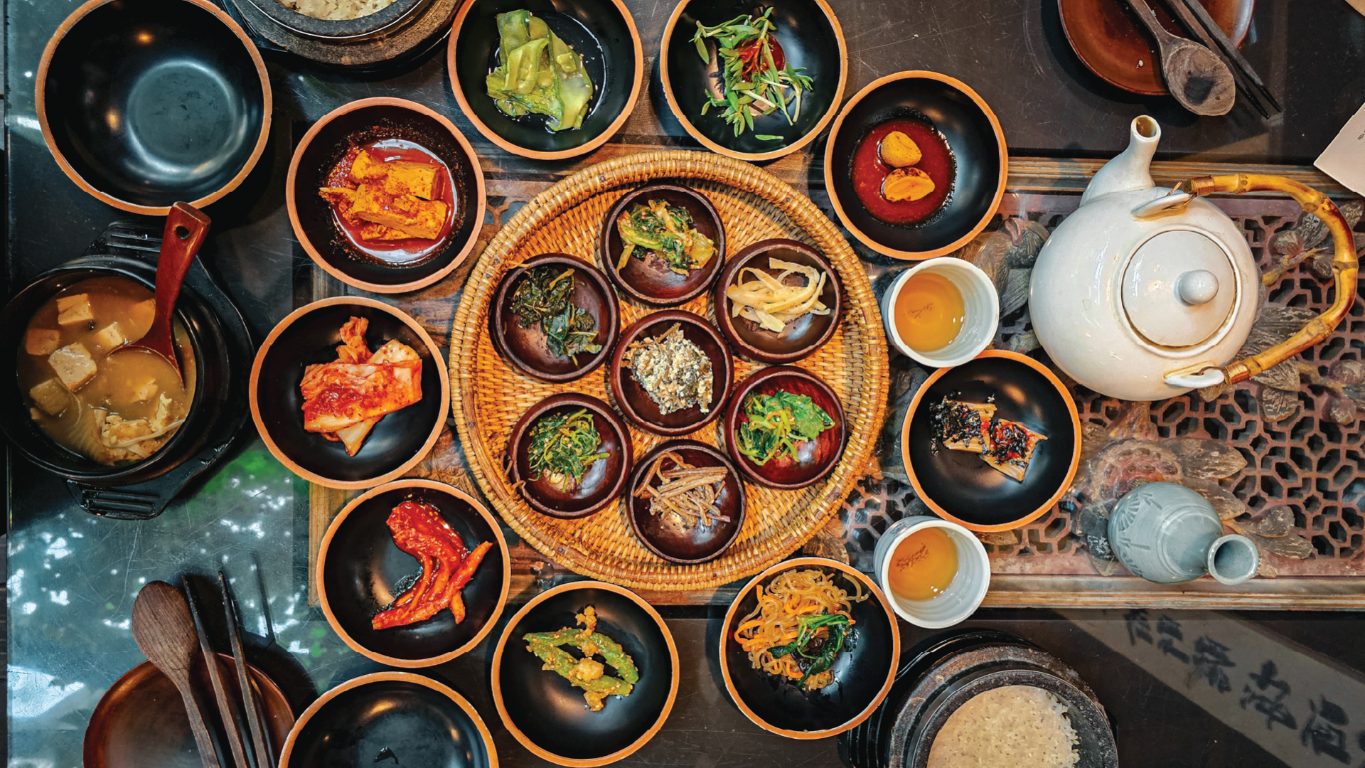 Temple Food, Innsadong, Seoul, South Korea by Dennis Bunnik