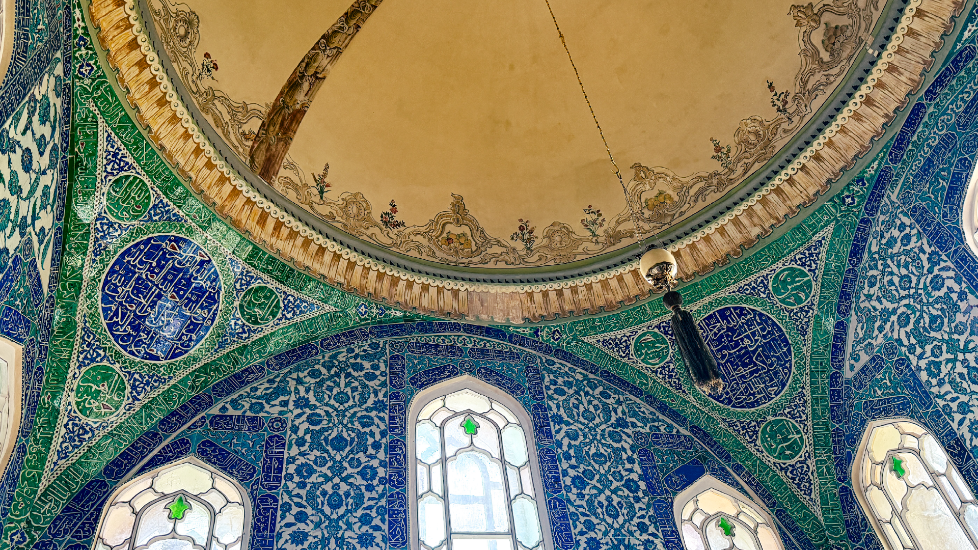 Interior of Topkapi Palace in Istanbul, Türkiye by Zoe Francis