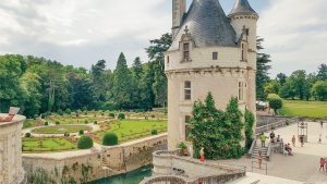 Chateau de Chenonceau on a Bunnik Tour of France