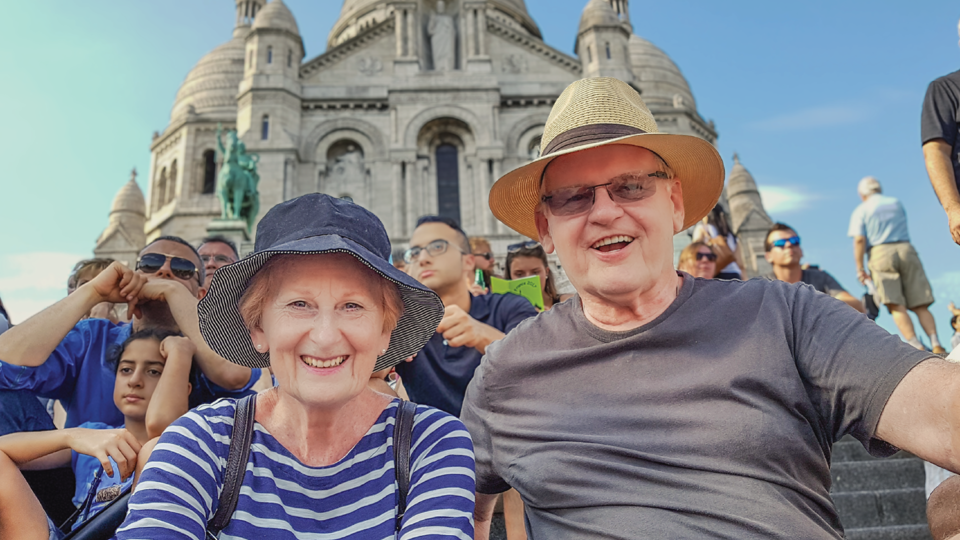 Paris on a Bunnik Tour of France