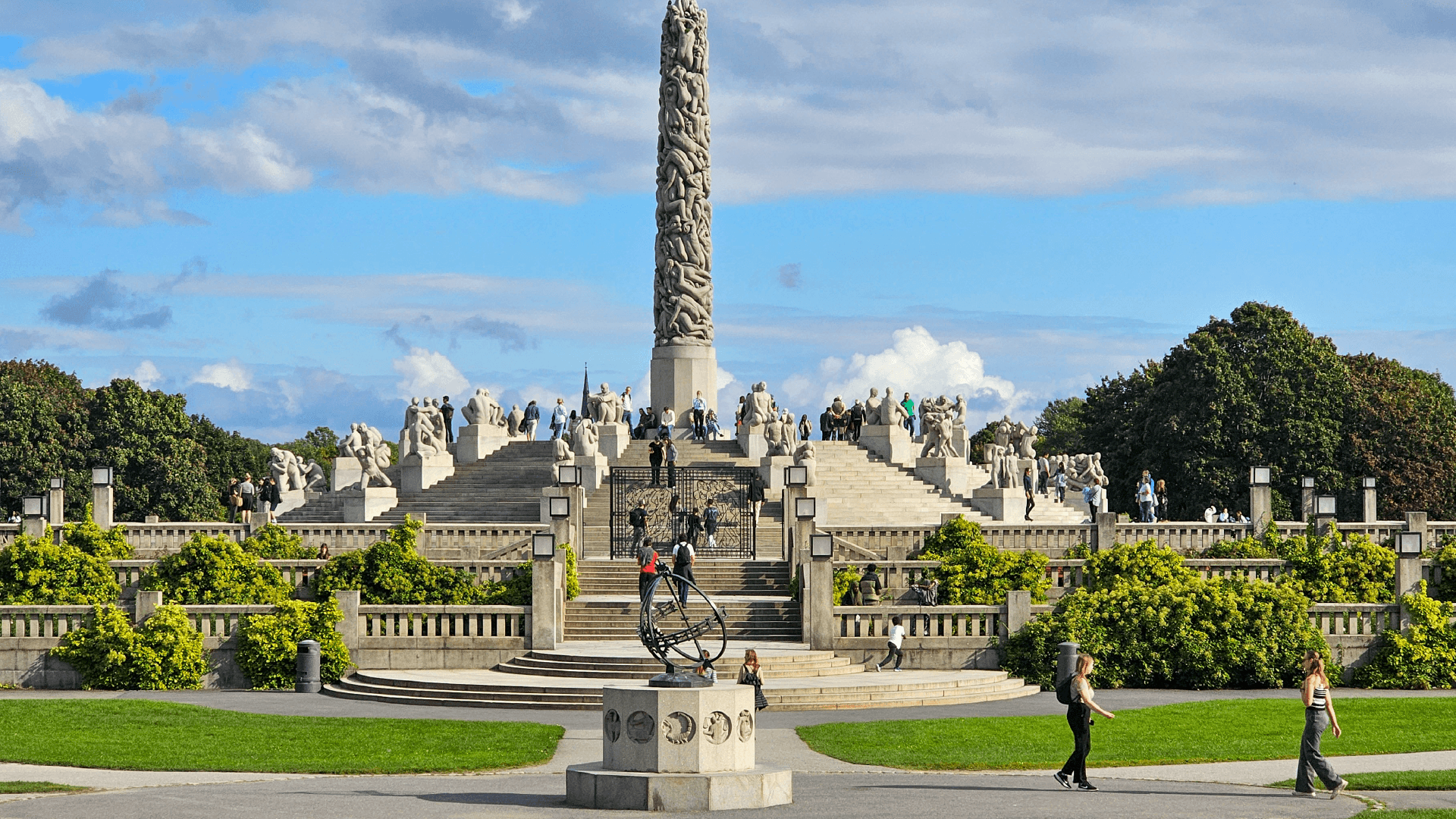 Vigeland Sculpture Park, Oslo, Norway by Dennis Bunnik