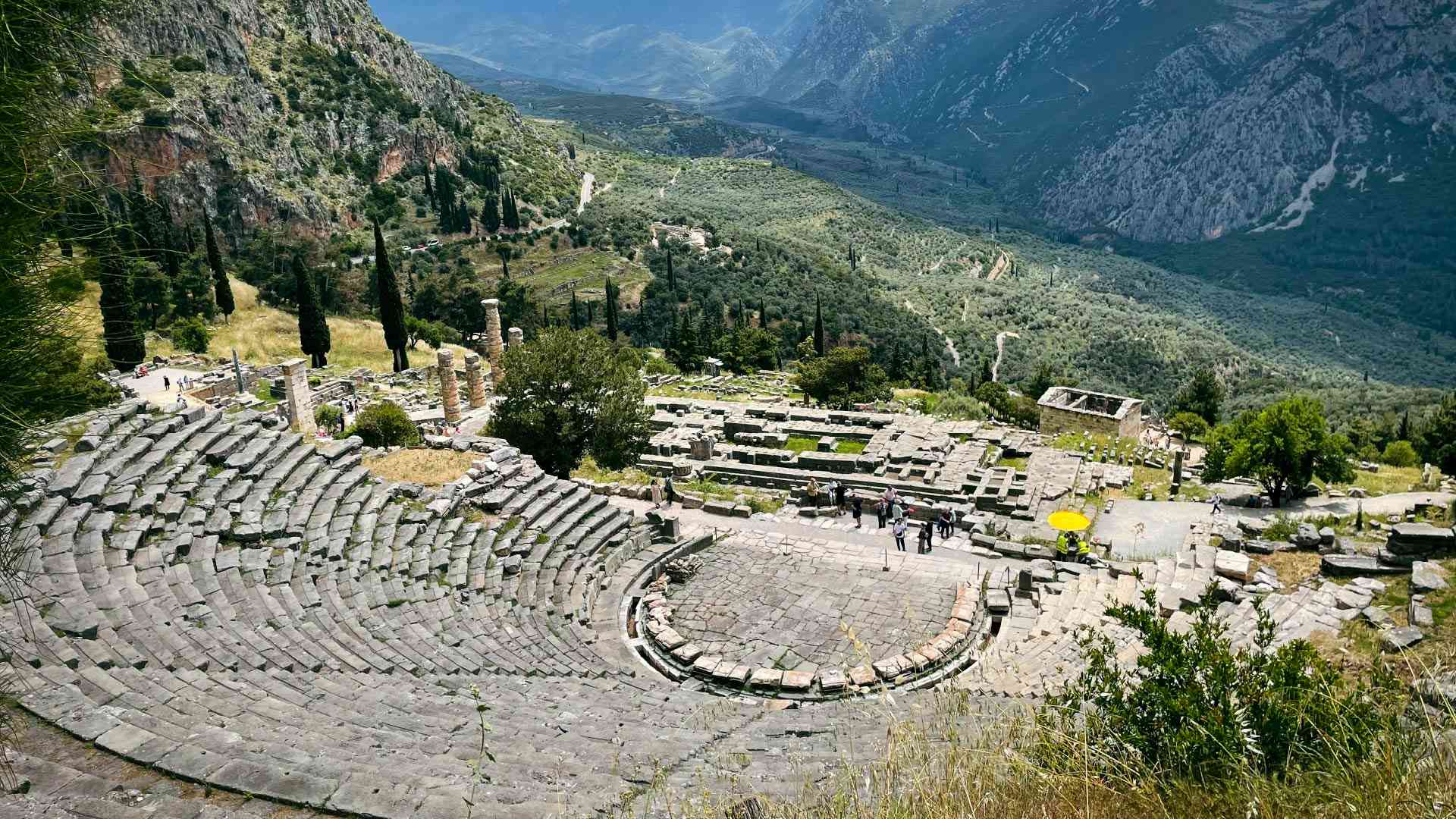 Delphi on a Bunnik Tour of Greece