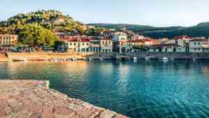 Harbour of Nafpaktos on a Bunnik Tour of Greece