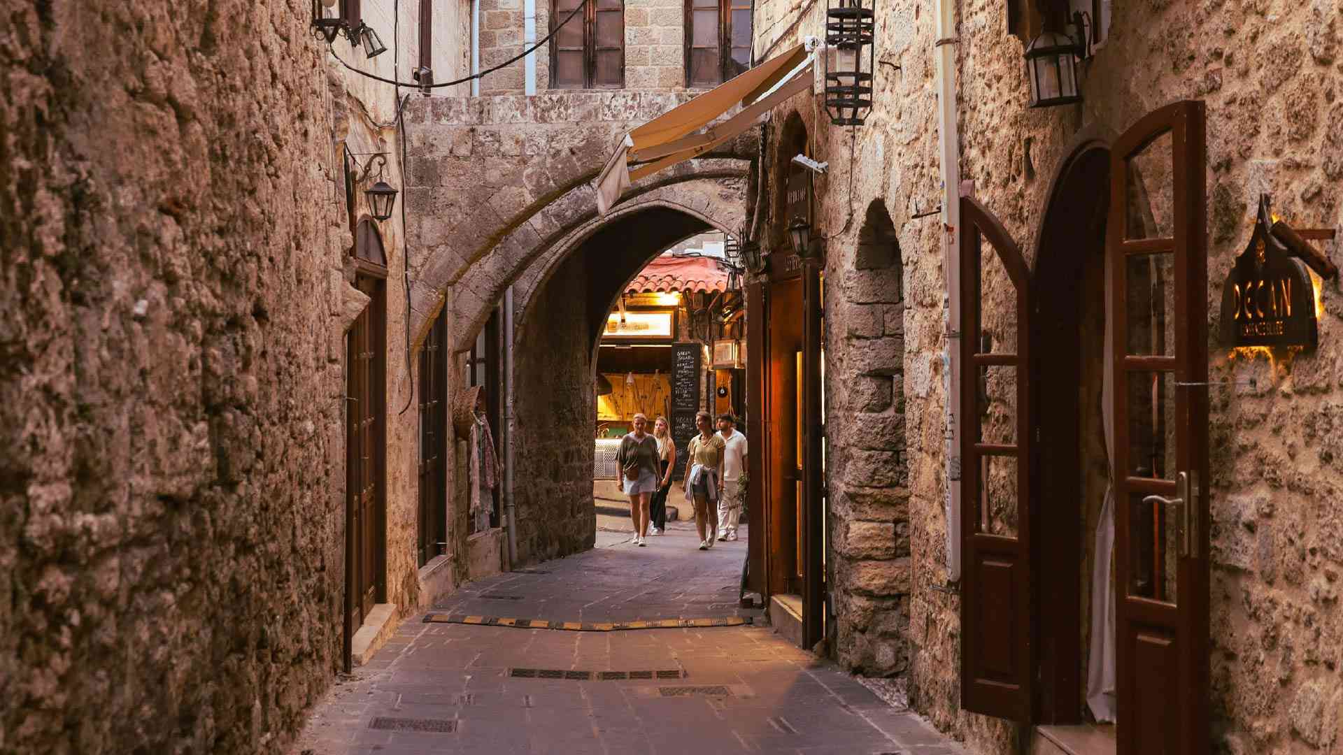 Laneways of Rhodes on a Bunnik Tour of Greece
