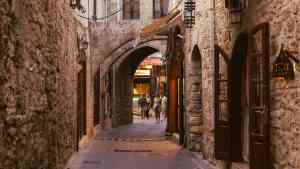 Laneways of Rhodes on a Bunnik Tour of Greece
