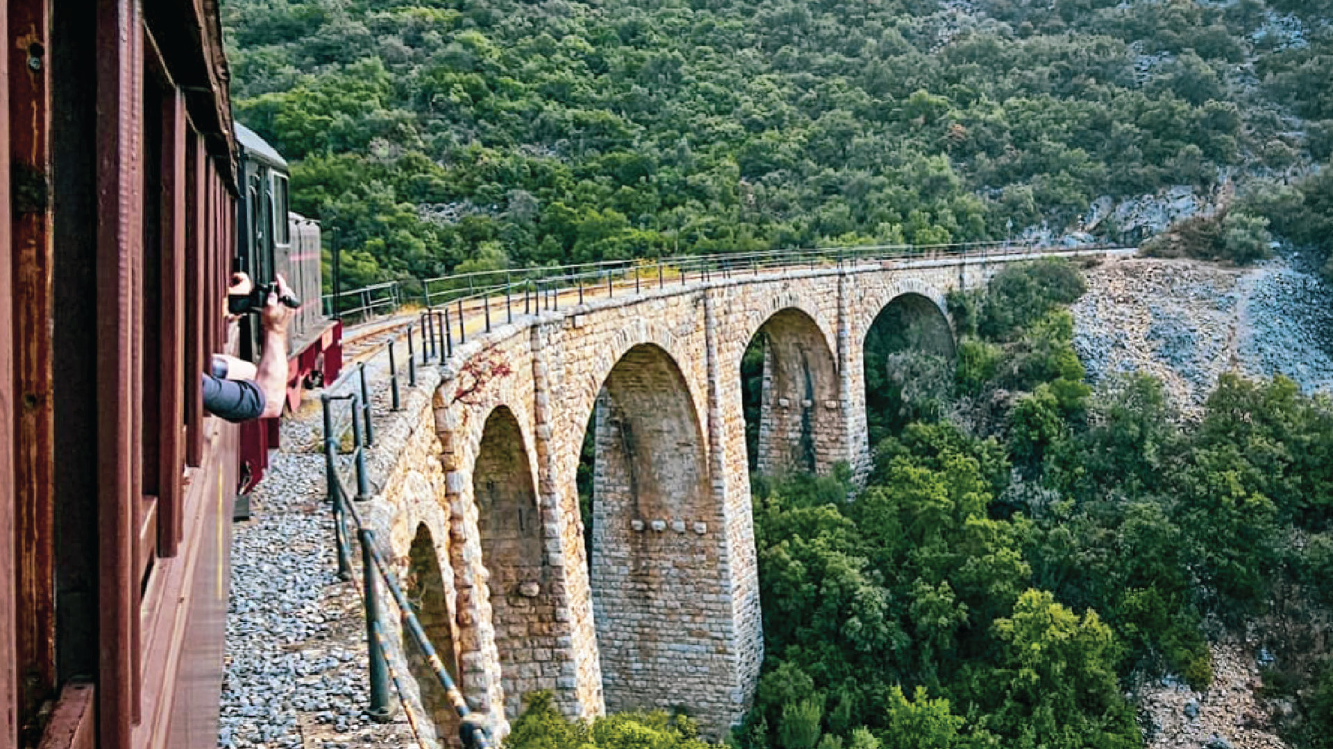 The Pelion Train on a Bunnik Tour of Greece