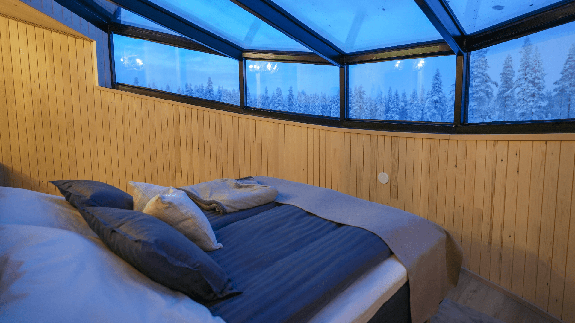 Glass roof cabin at Livo Arctic Resort, Posio, Finland by Pete Hietala