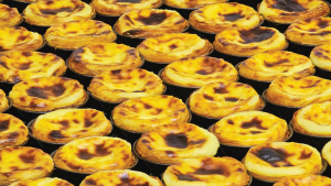 Portuguese tart, Lisbon, Portugal by Dennis Bunnik.