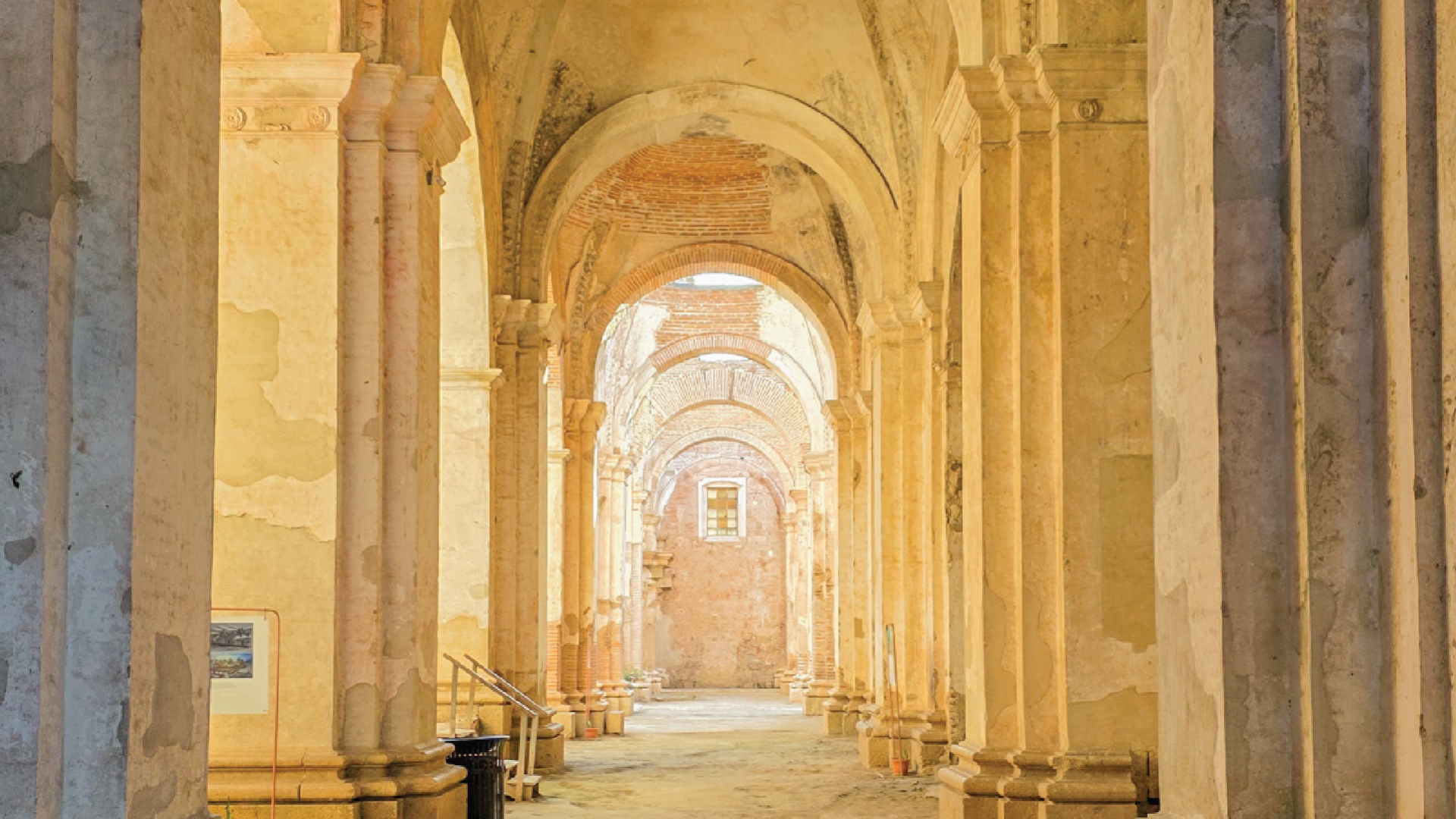 Antigua, Guatemala by Dennis Bunnik