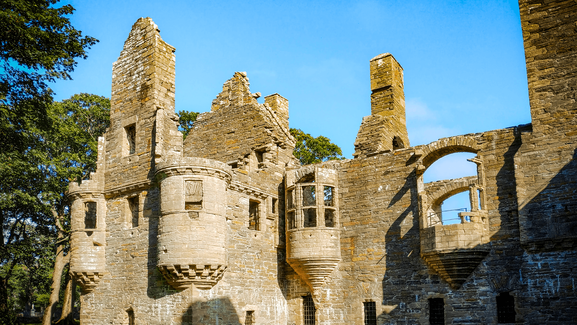 Birsay Earl's Palace in Kirkwall, Orkney on a Bunnik Tour of Scotland
