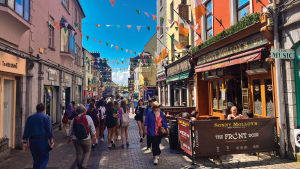 Cobh, Ireland by Jeremy van Heerde