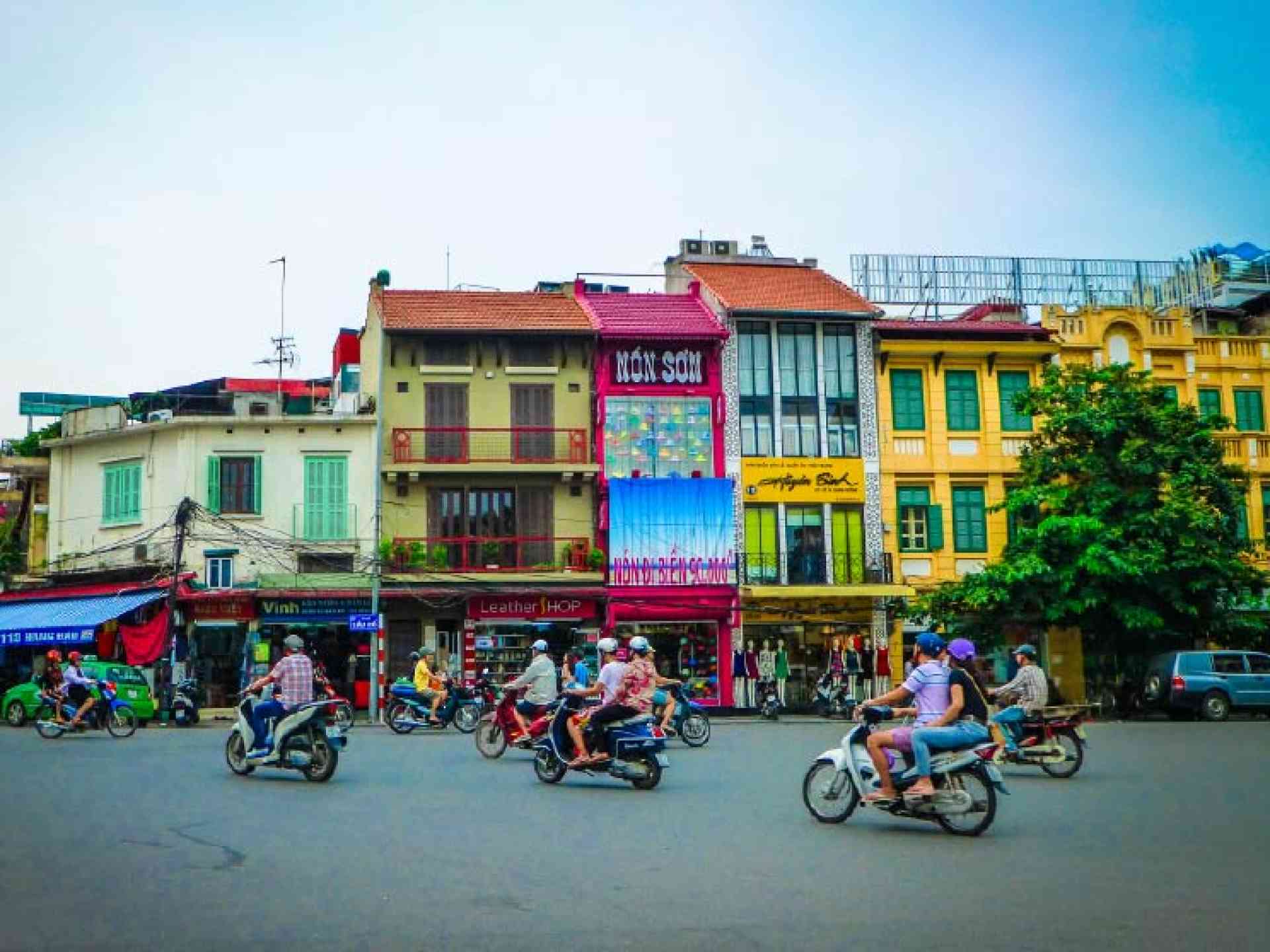 A busy street in Hanoi on a Vietnam tour