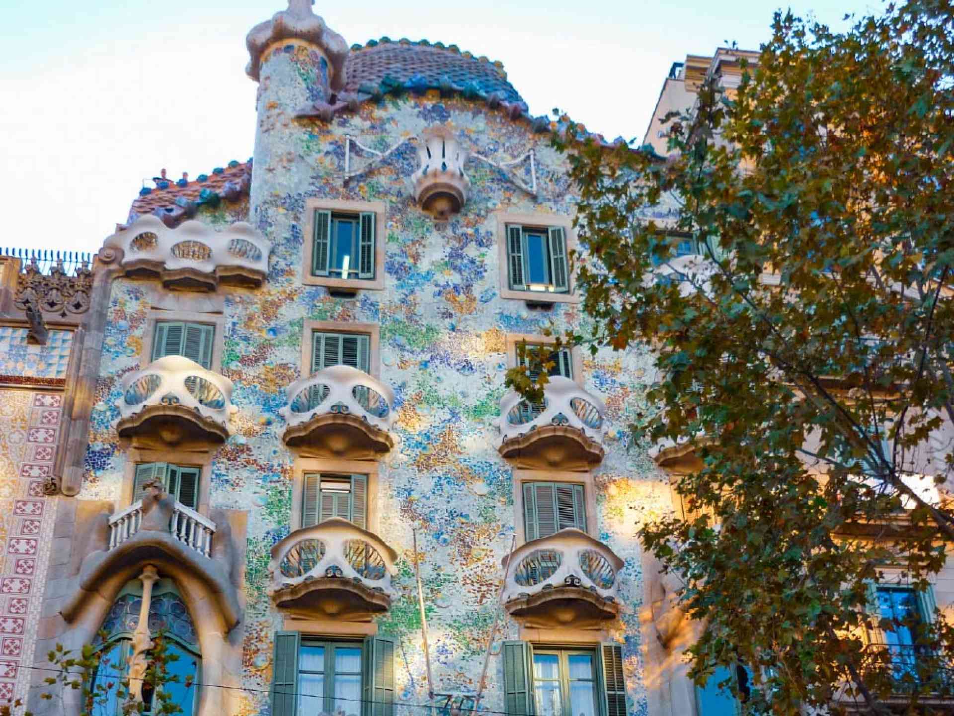 Casa Batlló, Barcelona, Spain by Gary Hayes