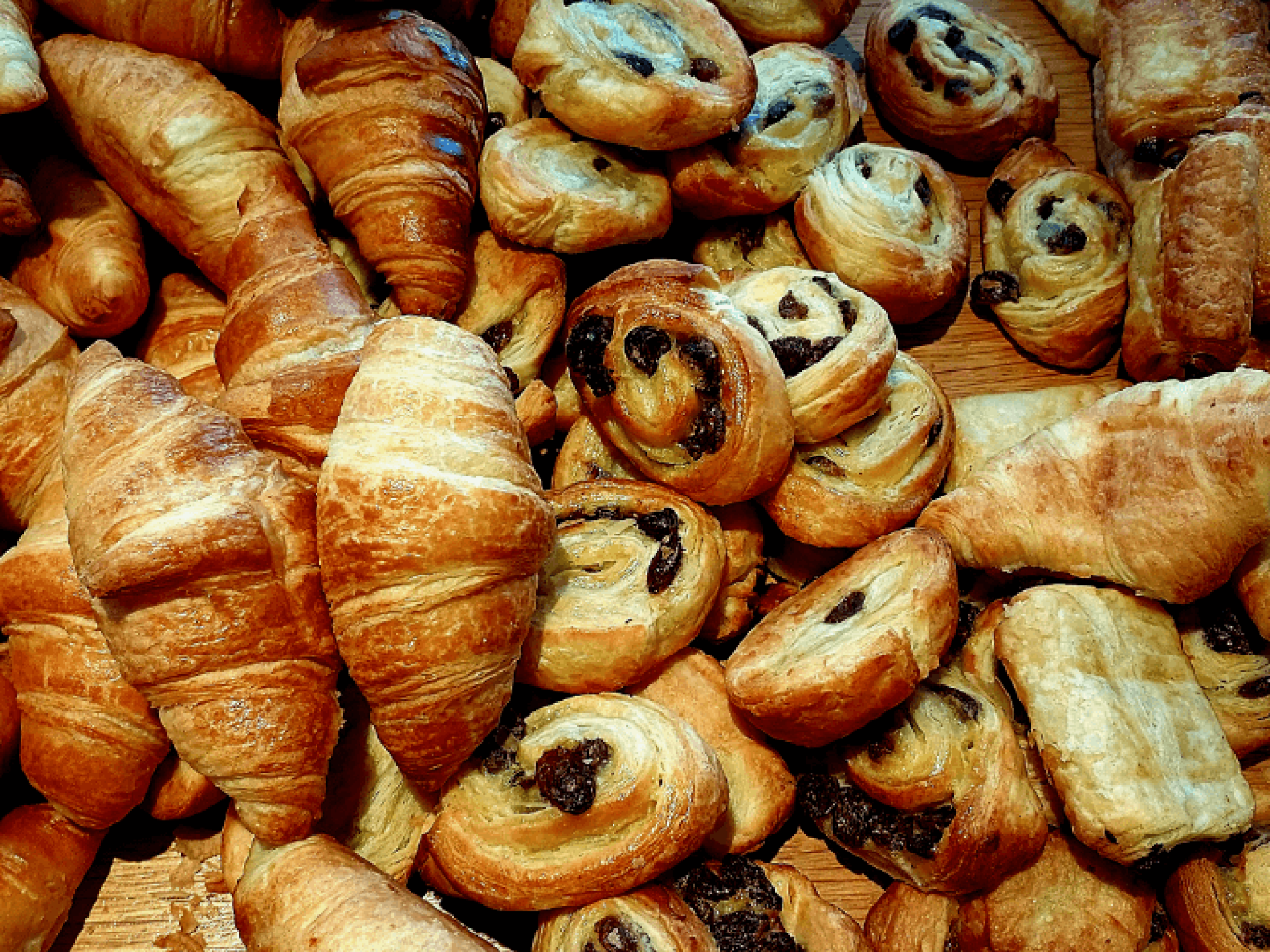 Golden pastries in France on a Bunnik tour