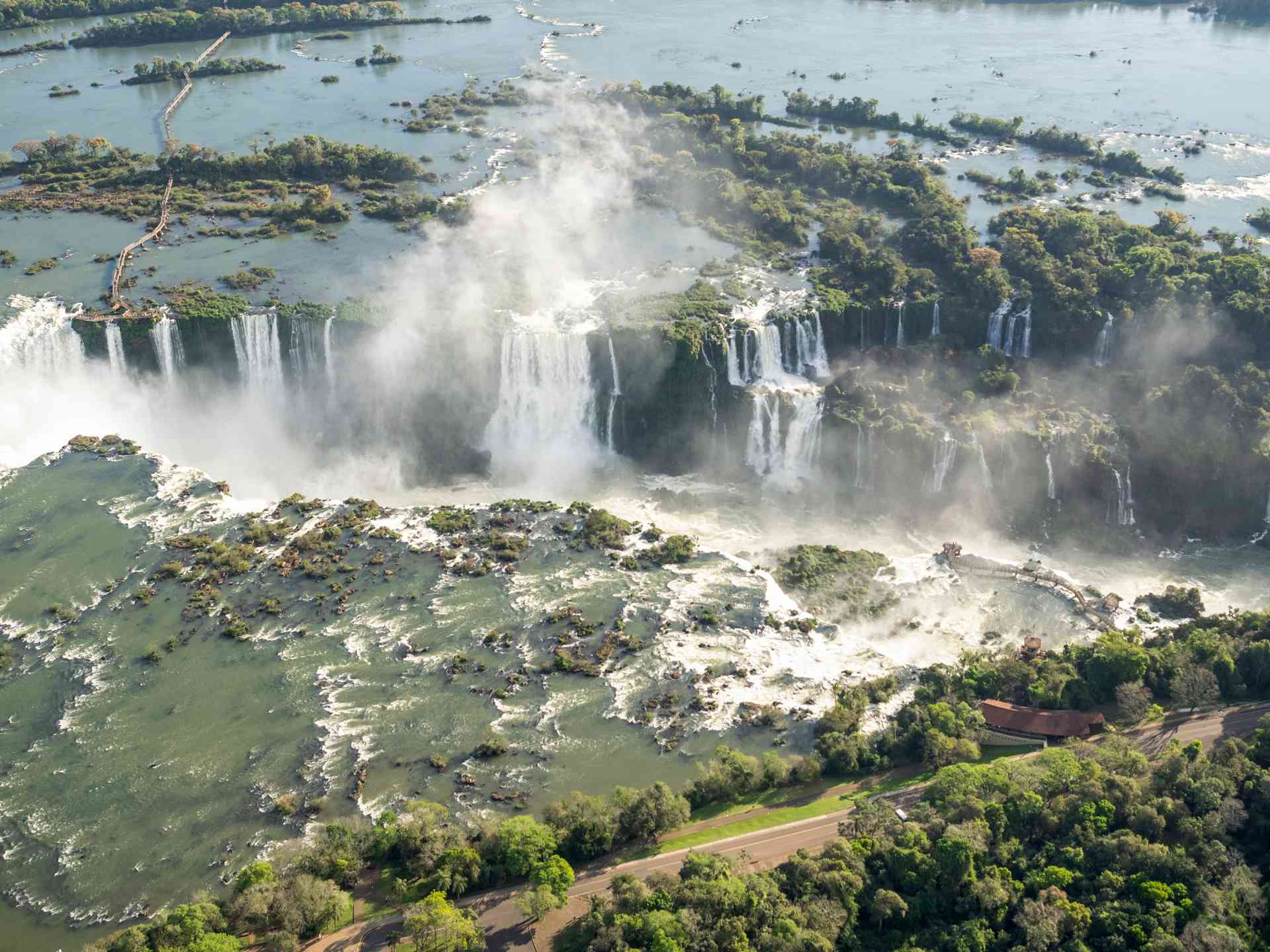 Iguazú Falls, Brazil by David Hein